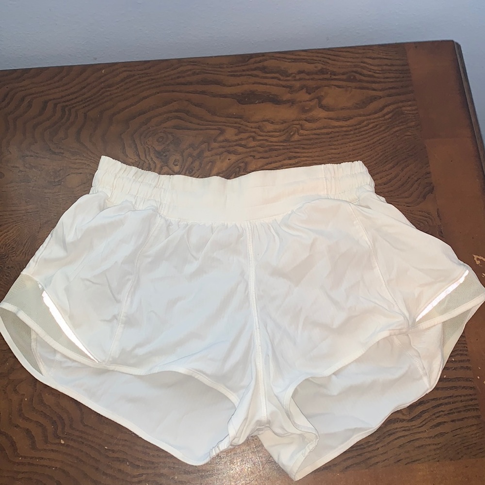 White lululemon shorts